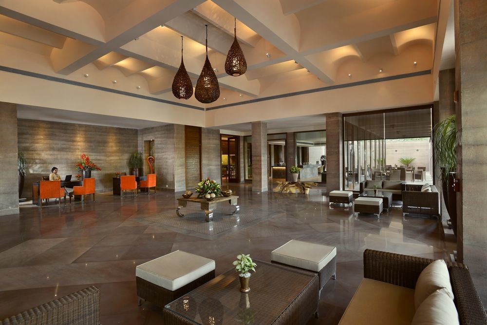 The Lalit Mangar Hotel Dhauj Luaran gambar