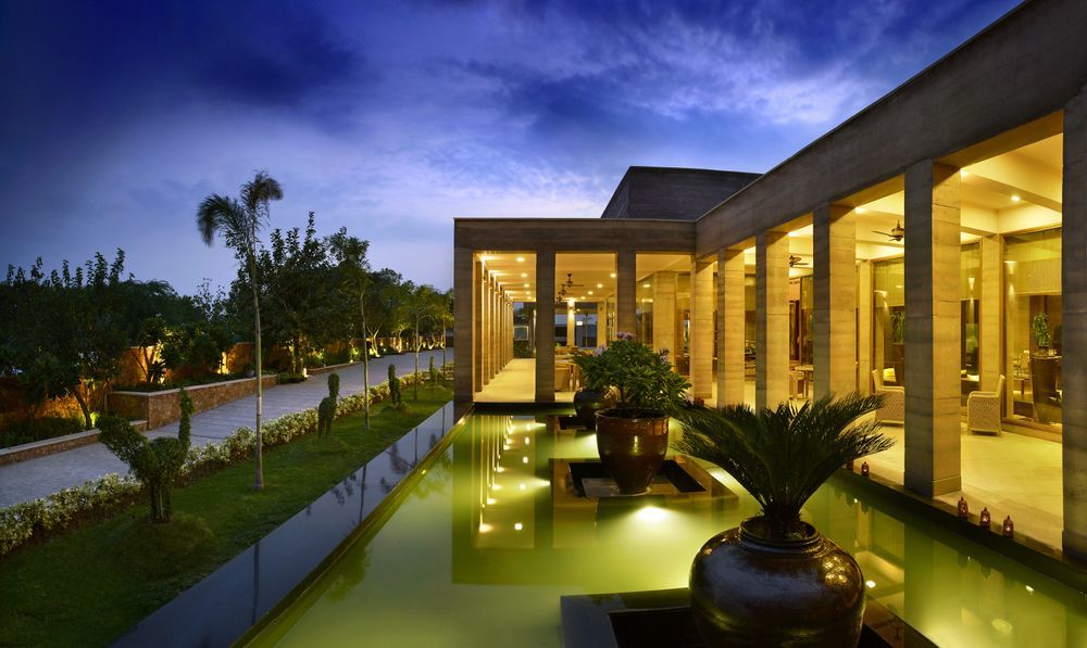 The Lalit Mangar Hotel Dhauj Luaran gambar