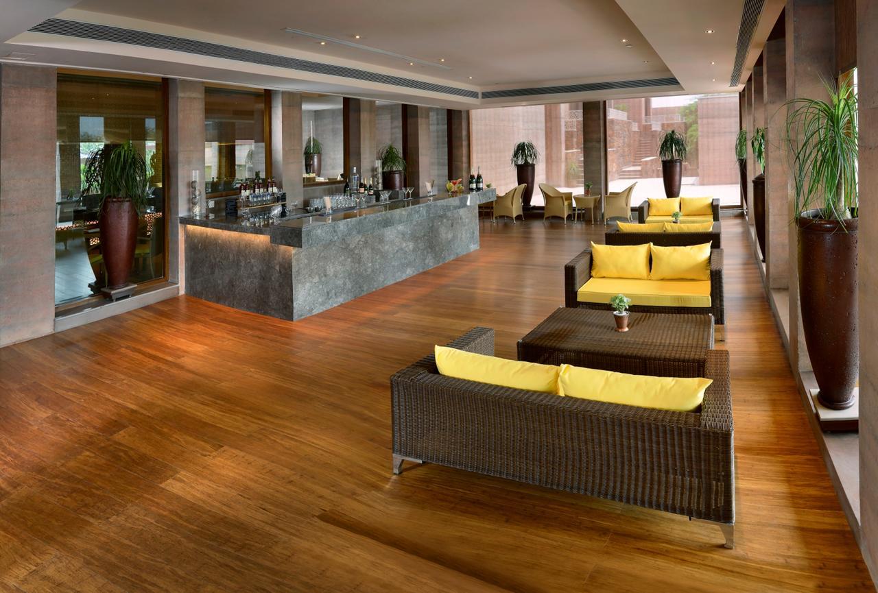 The Lalit Mangar Hotel Dhauj Luaran gambar
