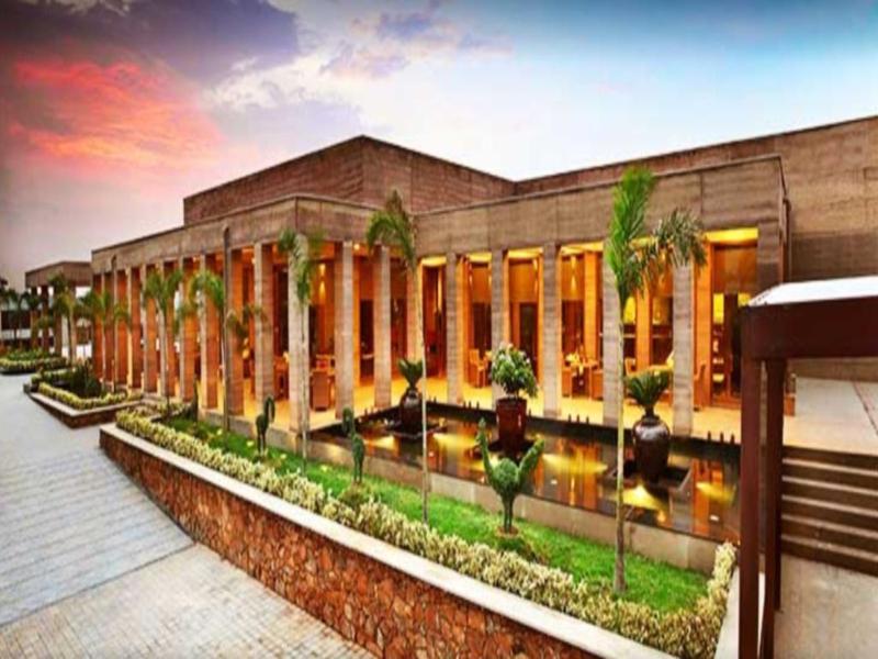 The Lalit Mangar Hotel Dhauj Luaran gambar