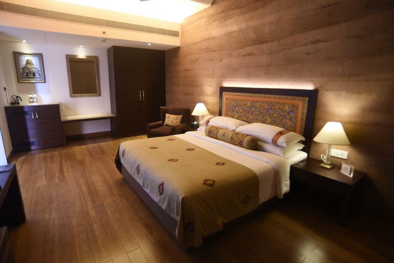 The Lalit Mangar Hotel Dhauj Luaran gambar